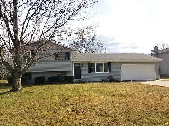 2nd image of 309 Deepwood Ln