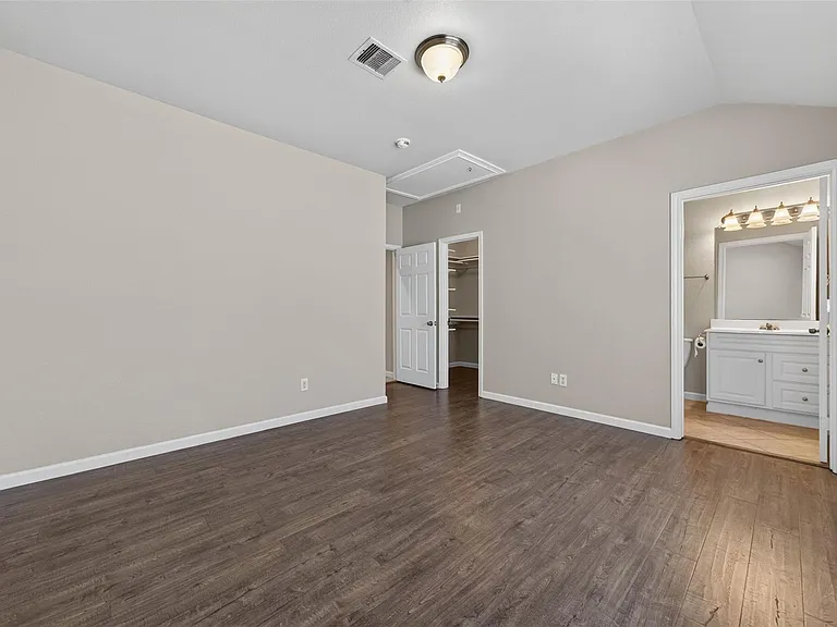 1317 Paige St — Photo 24