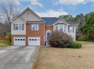 1709 Wyntercreek Ln, Hoschton, GA 30548