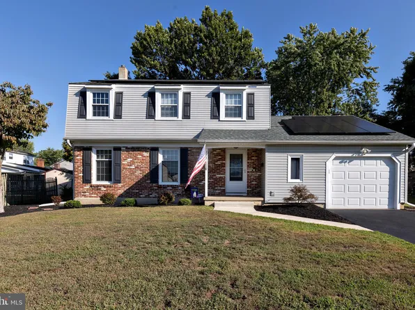 721 Bentley Ln, Somerdale, NJ 08083