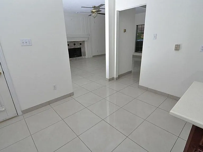 7211 N Hearthstone Green Dr — Photo 17