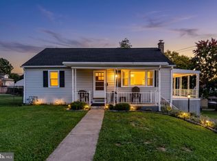 736 Chambers St, Steelton, PA 17113