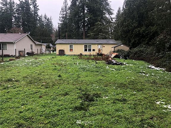 4th image of 8535 Mahonia Ct SE