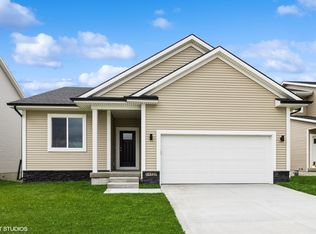 14220 Northpark Dr, Urbandale, IA 50323