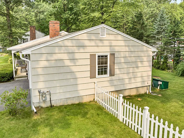 43 Milbern Ave — Photo 18