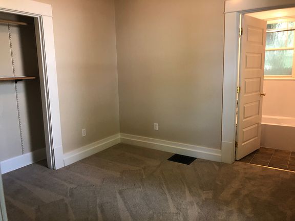 4th image of 635 NE Opal St