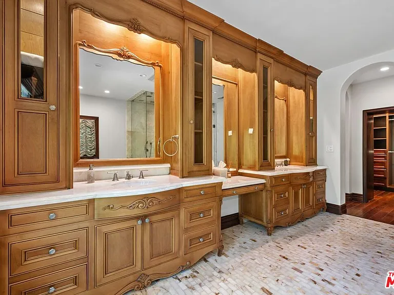 2108 San Ysidro Dr — Photo 27