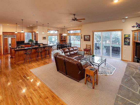 2590 NW Champion Circle_0089 copy>