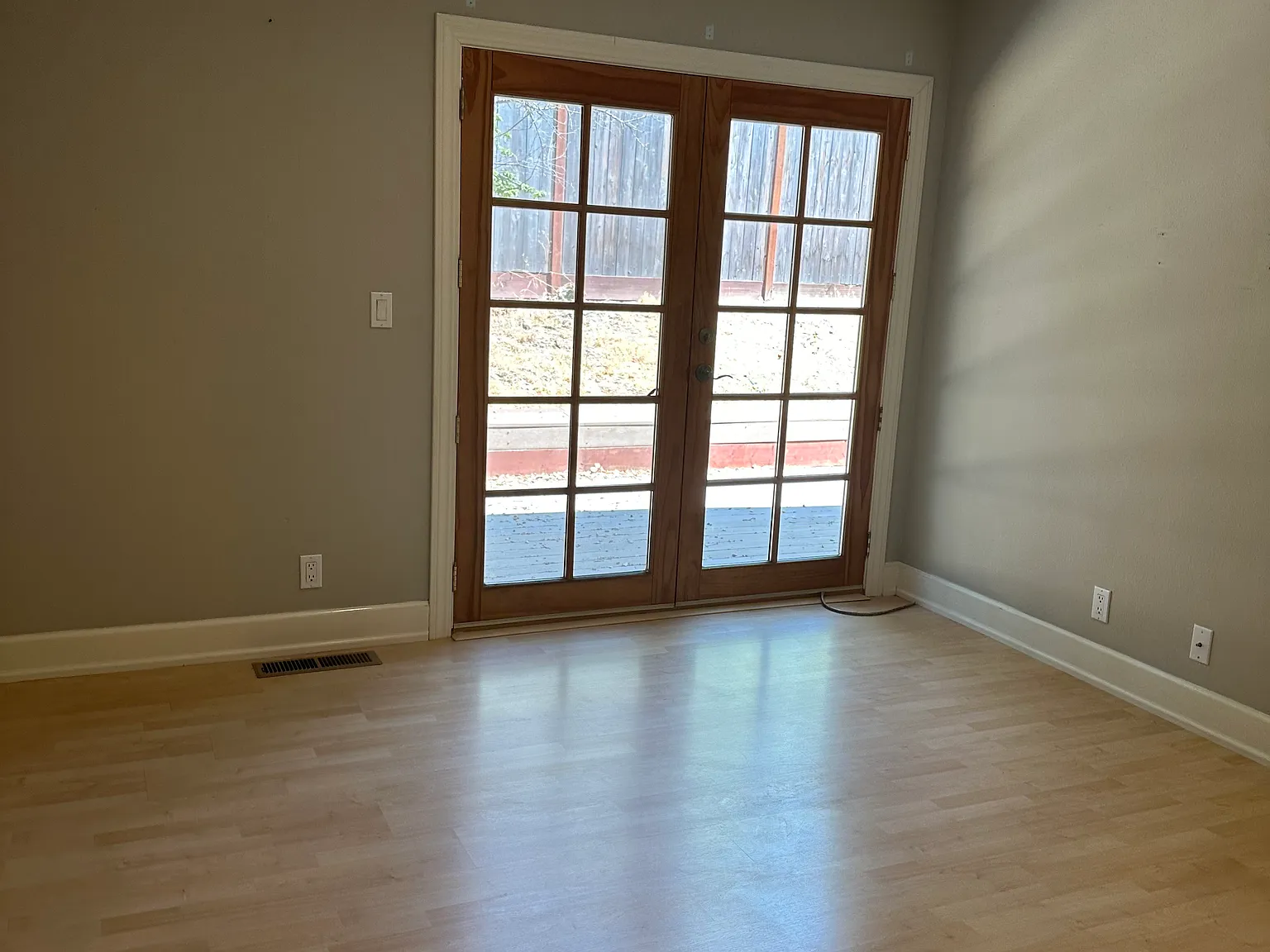 2 bed, 1100 sqft, $4,500 — Photo 3