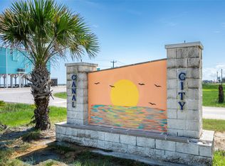 1464 Mabry St, Gilchrist, TX 77617