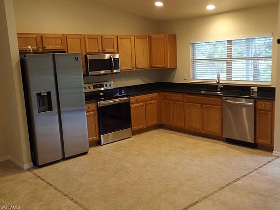3rd image of 315 Butler Ave S