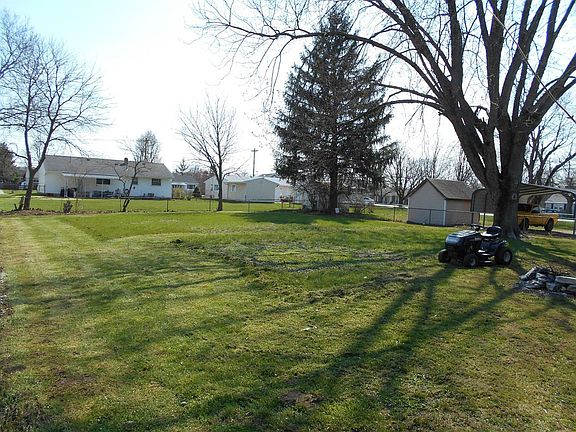 3rd image of 315 Blackburn Ave