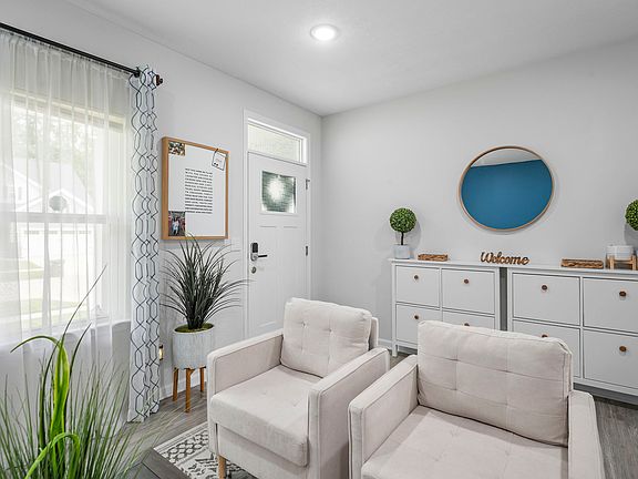 5th image of 9256 Preserve Way