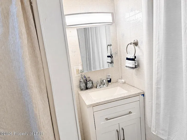 123 Poplar St — Photo 10