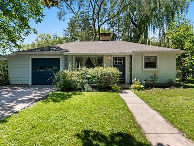 540 Clover Ln, Green Bay, WI, 54301