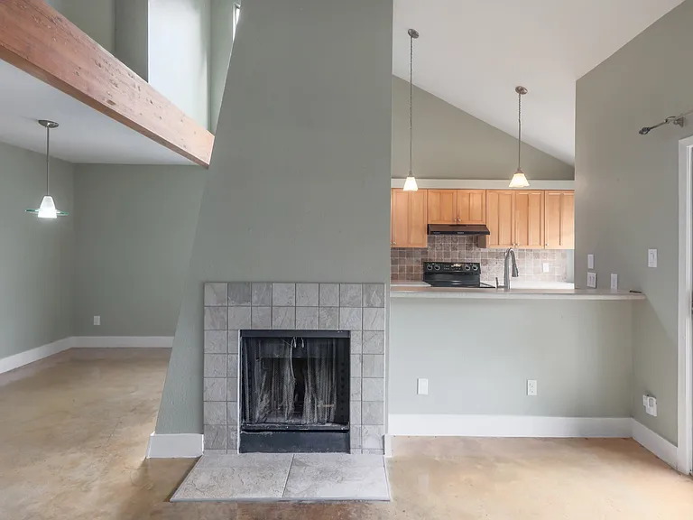1601A Summer Creek Ct — Photo 7