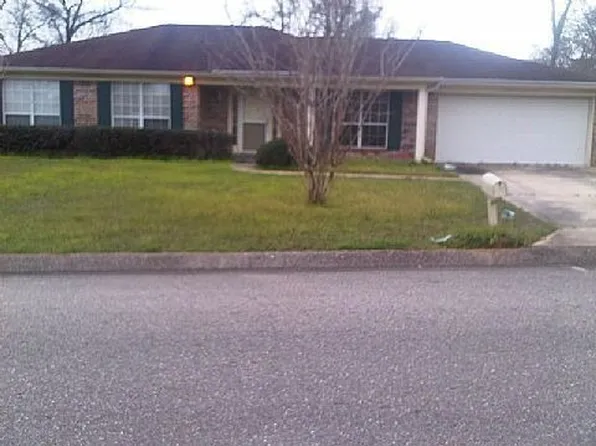 6363 Woodside Dr S, Theodore, AL 36582