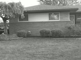15446 Everly St, Roseville, MI 48066
