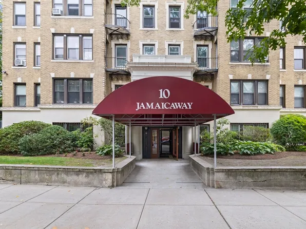 10 Jamaicaway APT 24, Boston, MA 02130