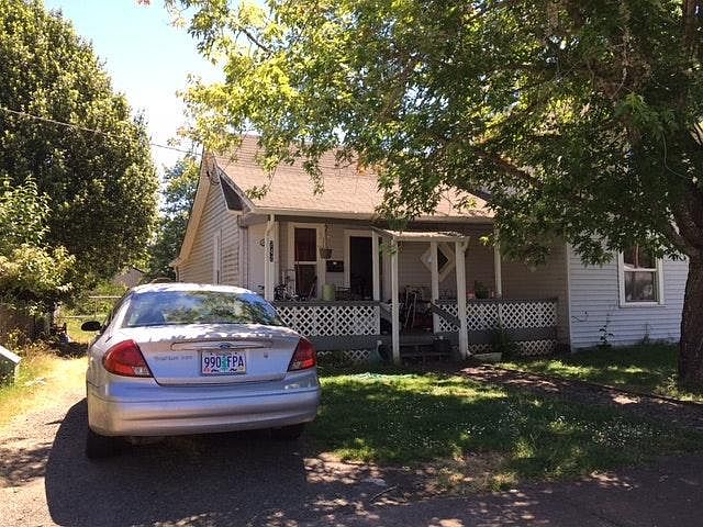 2nd image of 742 S 1st St
