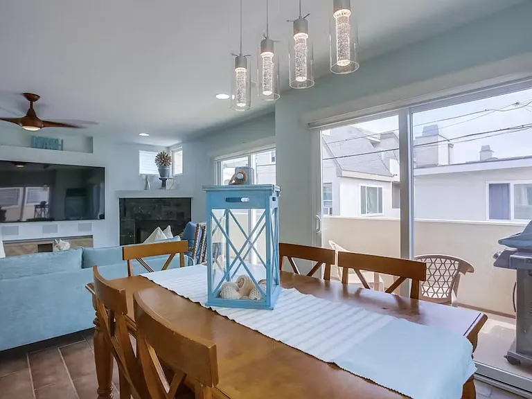 817 Ostend Ct — Photo 11