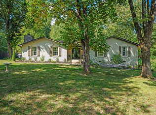 2458 Barwood Dr, Greenbrier, TN 37073