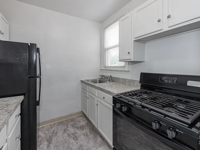 7607 Eastern Ave #202 — Photo 24