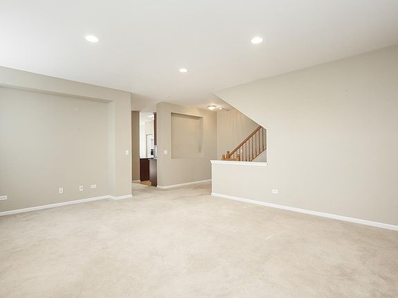 3rd image of 5630 Cambridge Way