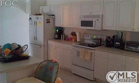 3rd image of 2412 Conroy Ave N