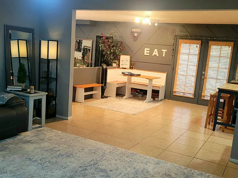 2018 N 81st Pl — Photo 5