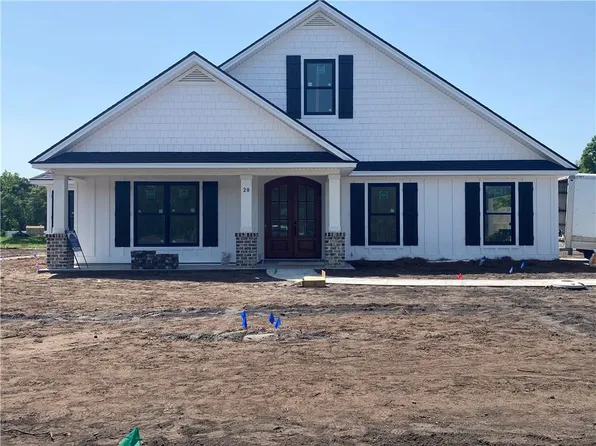 28 Clover Ml, Brunswick, GA 31525