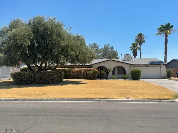 5486 Topaz St, Las Vegas, NV 89120