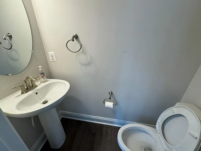 538 Calvert Way — Photo 4