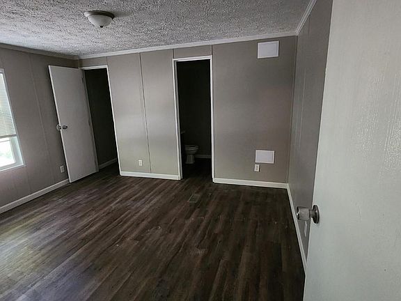 5th image of 3613 W Royal Dr
