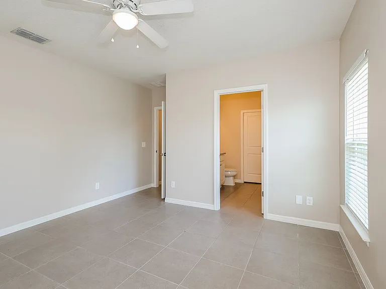 830 Hazel Grove Ct — Photo 10