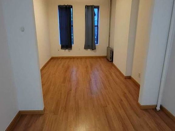 3rd image of 268 Saint Nicholas Ave #1B