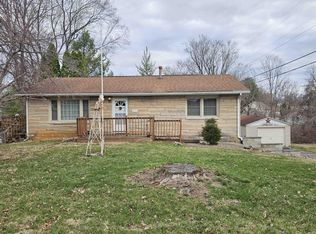 3539 S Hays Dr, Bloomington, IN 47403