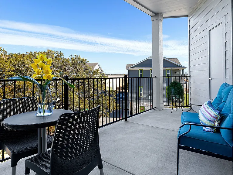 Trailside Oaks Townhomes — Photo 90