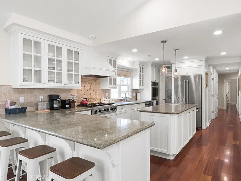 3306 Highland Ave — Photo 22