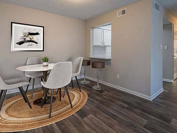 4th image of 802 Constance Dr #812-F