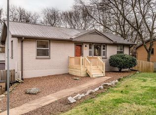 4950 Packard Dr, Nashville, TN 37211