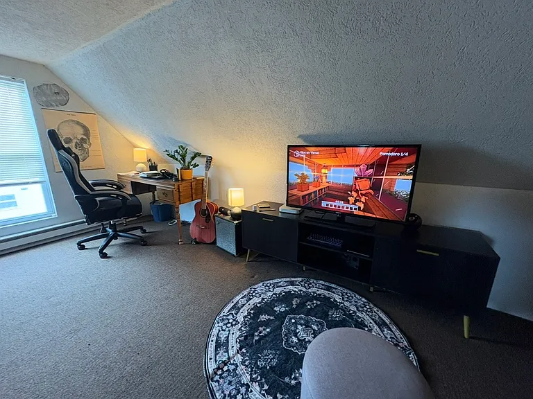 336 Oakwood Ave #D — Photo 9