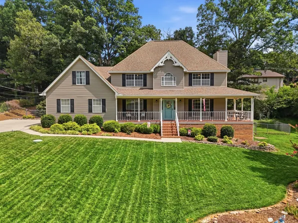 715 Stone Crest Cir, Chattanooga, TN 37421