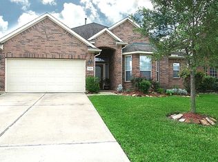 5406 Autumn Leaf Ct, Rosharon, TX 77583