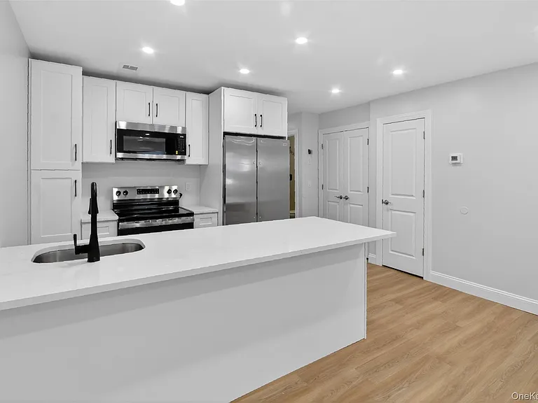 287 Delaware Ave — Photo 10
