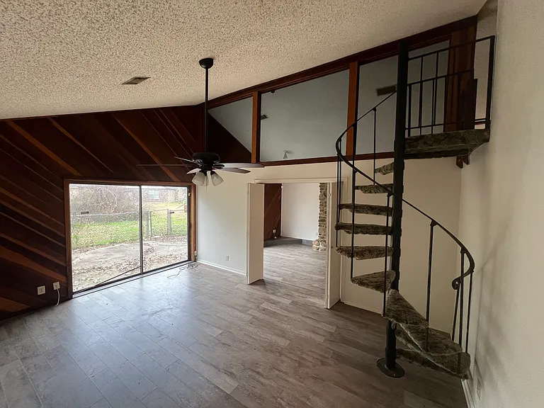 38 Colonial Dr #A — Photo 1