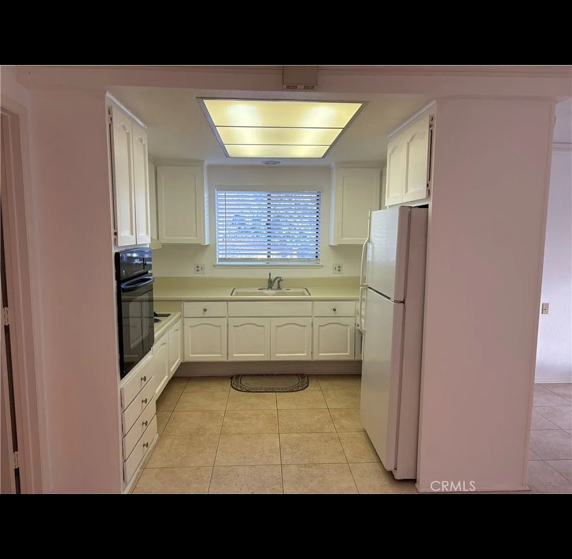 1 bed, 770 sqft, $2,400 — Photo 3
