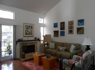 6094 Caminito Del Oeste, San Diego, CA 92111