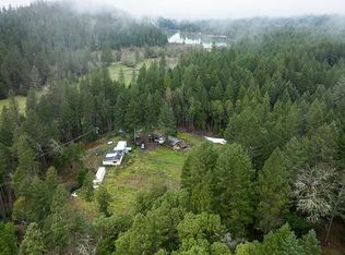 265 McMullen Creek Rd, Selma, OR 97538