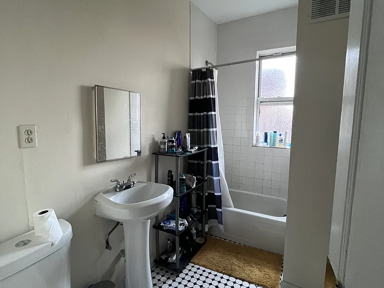 24 Peterborough St #11 — Photo 8